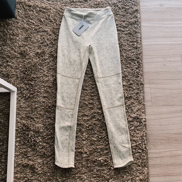 Gymshark Pants - Gymshark Fleur Texture Green Leggings